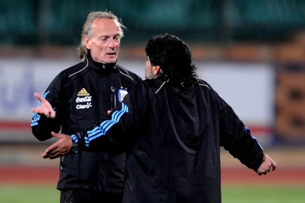 Fernando Signorini junto a Diego Maradona; el ex preparador físico y personal trainer dio detalles acerca del doping positivo del número 10 en 1994