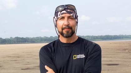 Fernando Trujillo dedica su vida a estudiar y proteger los defines del Amazonas