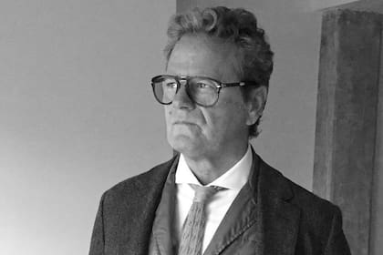 Fernando Vega Olmos