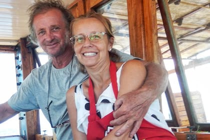 Fernando y Bárbara decidieron compartir su vida en el mar
