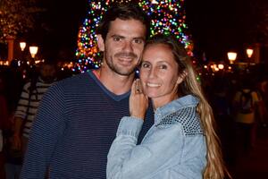Fernando y Gisela, una historia de amor, fama y sostén familiar; del dolor de las lesiones a la crianza de sus hijos, Mateo (8 años), Antonella (6) y Daniele (3), y las bromas por los desafíos al tenis y al paddle