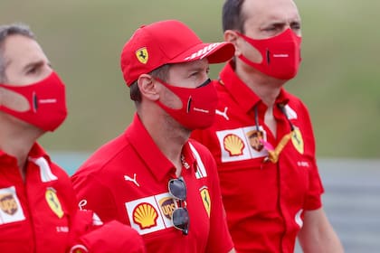 Vettel atraviesa un duro momento en Ferrari: está 10° en el torneo y sabe que deberá buscarse una nueva escudería para la próxima temporada