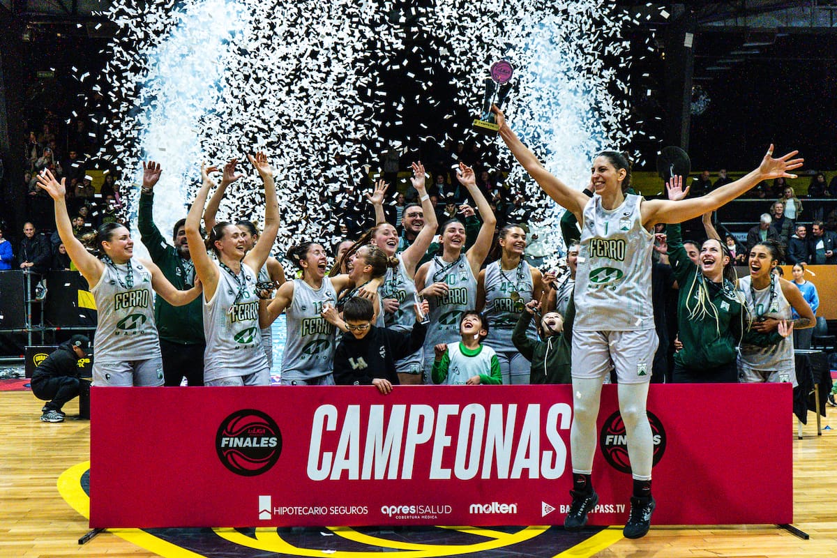 Ferro es el tricampeón de la Liga Nacional de básquetbol femenino