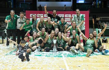 Ferro, uno de los clubes históricos en la Liga Nacional masculina, fue campeón con su equipo femenino del Apertura 2023