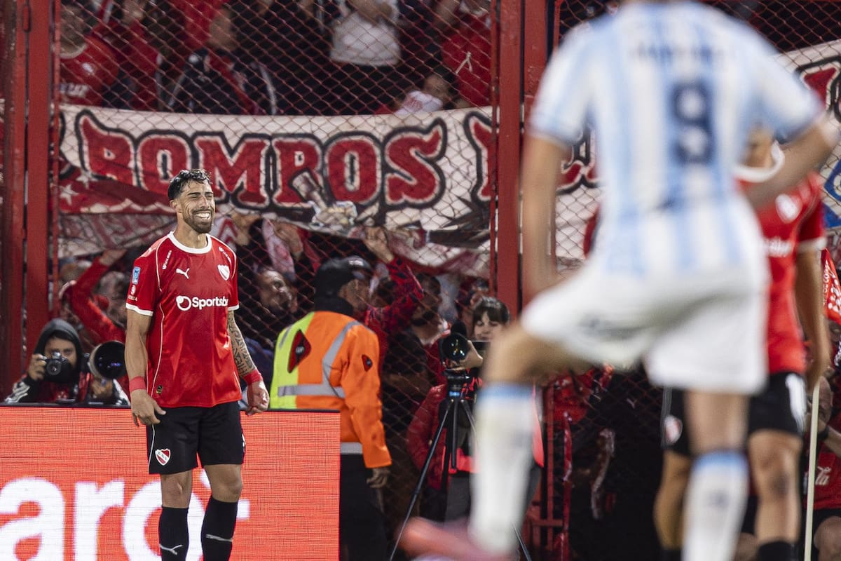 Festeja Ávalos; sufre Maravilla Martínez; el duelo de los 9 marcó el pulso del clásico de Avellaneda