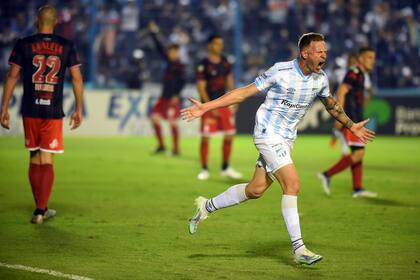 Festeja Cristian Menéndez y estalla el estadio José Fierro: Atlético Tucumán, un equipo que pretende reescribir la historia