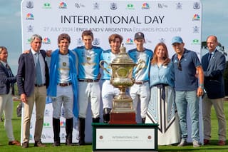 La selección de polo no sólo mantuvo el invicto de 71 años por la Copa Coronación: goleó a Inglaterra