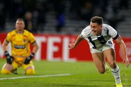 Festeja Federico Girotti y sufre Leandro Requena; Talleres derrotó 1 a 0 a Cobresal y ahora carga de responsabilidad a San Pablo en la definición del grupo B de la Copa Libertadores