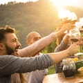 150 frases para enviar en el Día del Amigo en la Argentina