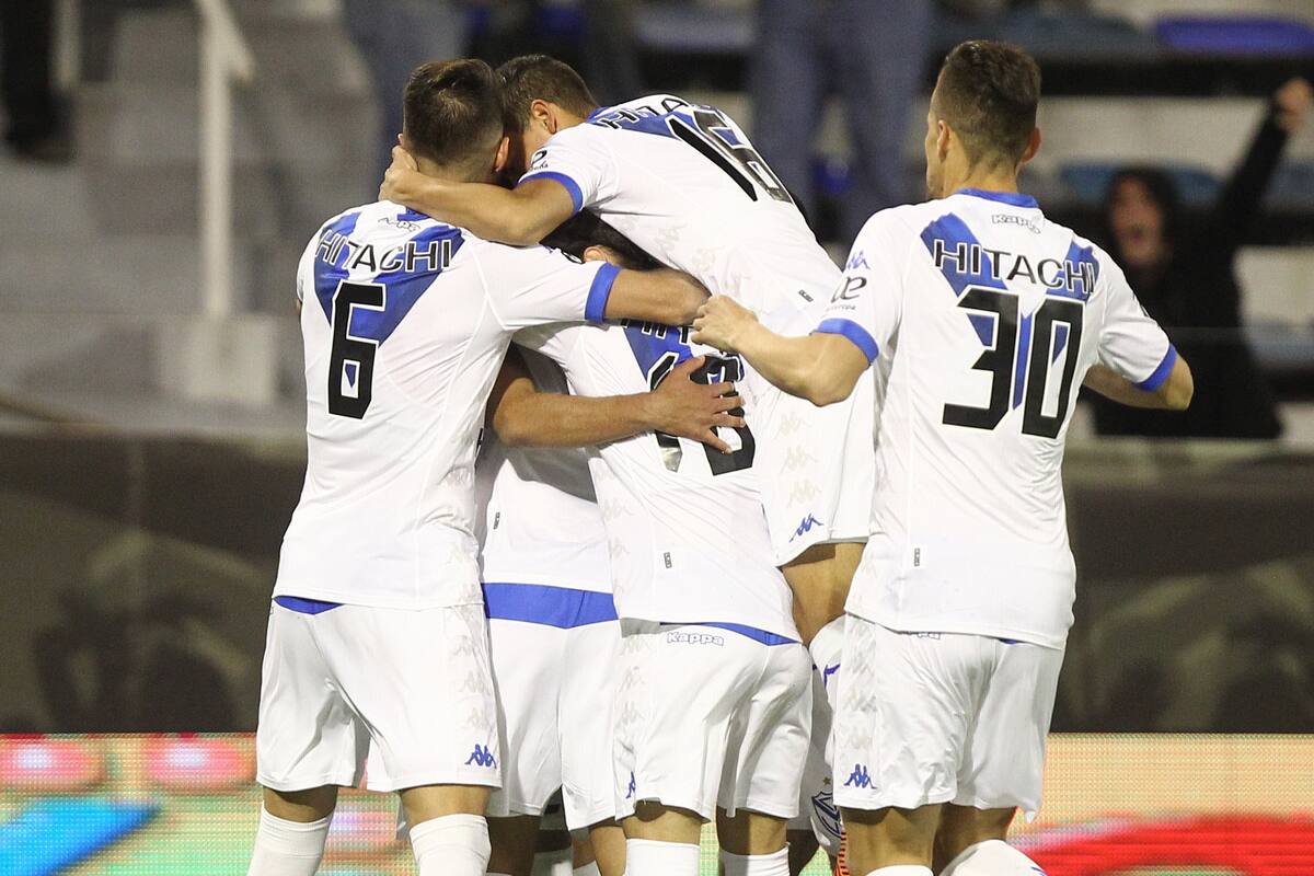 Festejo del gol de Velez