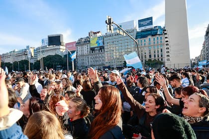 Festejo en el Obelisco luego del triunfo de la Argentina frente a Egipto por los octavos de final del Mundial 2026