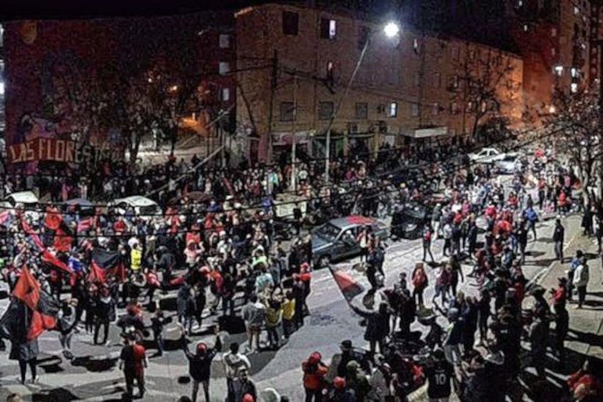 festejos de la hinchada de Colon
