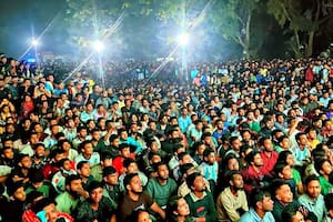 Festejos en Bangladesh por la victoria de la Selección Argentina frente a Polonia