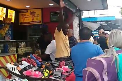 Festejos en Morón por la clasificación de Senegal el Mundial