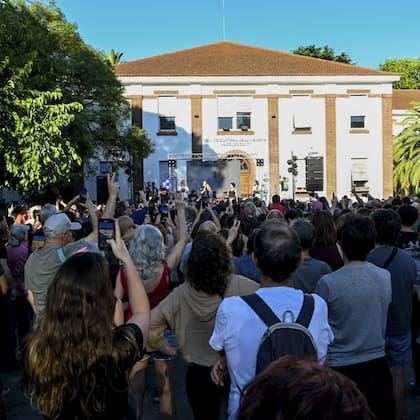 Festival de Antorchas contra el Gobierno, el año pasado, en la sede de la exESMA