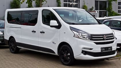 Fiat Talento de segunda generación, modelo de vehículo que se usó en el ataque (Wikipedia)