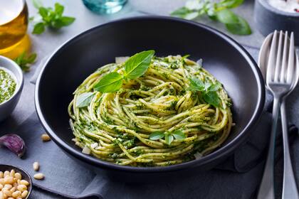 Fideos con pesto