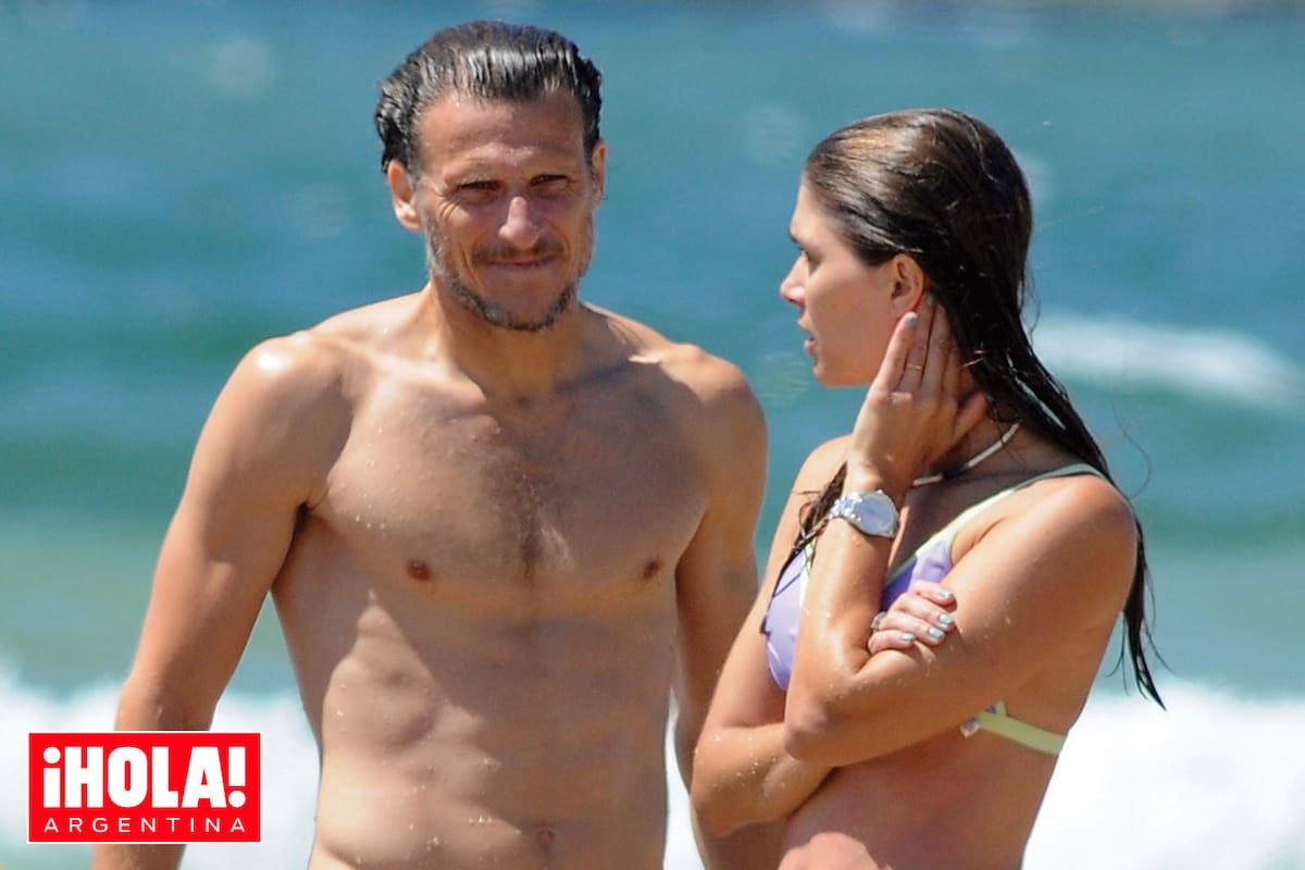 Fiel a su bajo perfil, descansa en Punta del Este lejos de los lugares de moda y dedica su tiempo a mimar a su familia.