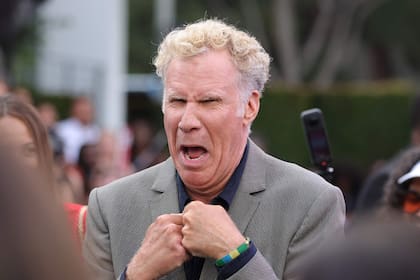 Fiel a su estilo, Ferrell no dudó en hacer gestos y bromear con los fotógrafos durante la alfombra roja. Considerado uno de los grandes referentes de la comedia estadounidense, viene de protagonizar la exitosa documental Will & Harper, uno de los proyectos más celebrados de su carrera reciente