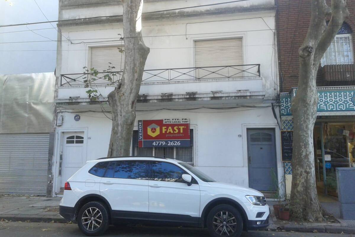 Fiesta clandestina en un estudio jurídico de Palermo