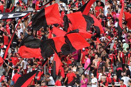 Fiesta de los 4500 hinchas rosarinos en Córdoba
