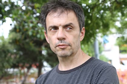 Osvaldo Aguirre compartirá sus poemas durante los tres días del festival