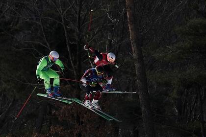 Filip Flisar, de Eslovenia, Brady Leman, de Canadá, y Armin Niederer, de Suiza