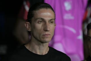 "Eternos": Filipe Luís aplaude a sus jugadores tras doblete con Brasileirão y Libertadores