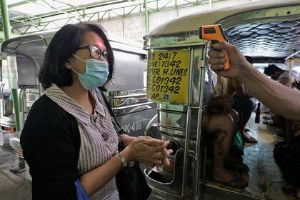 Filipinas volverá a confinar a partir del martes a más de 27 millones de personas