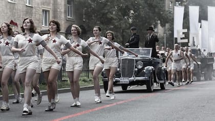 Filmada en 2021, el montaje de "El maestro y Margarita" se realizaba justo cuando Rusia invadió Ucrania.