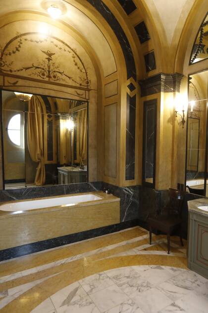 Finalizó la restauración de un baño pompeyano, de 55 metros cuadrados, en el palacio que ocupa el Museo de Arte Decorativo