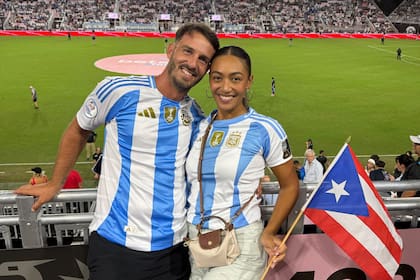 Finalmente, tras tantos años de búsqueda, trabajo y sueños, con el fútbol en la sangre, Cristian vio jugar a Eloy en el Mundial y el impacto fue enorme.