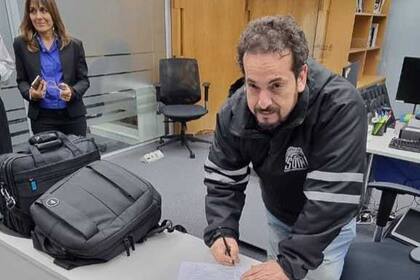 Firma del acto de convenio del Sindicato del neumático (SUTNA)