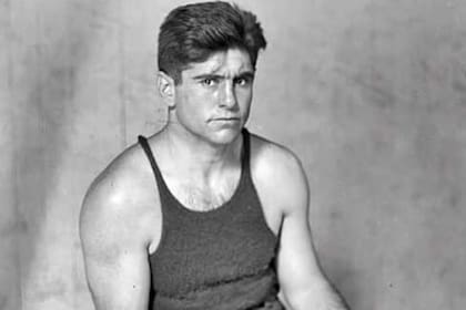 Firpo logró meterse en la historia del boxeo en una velada en la que desplegó su talento