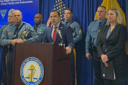 Fiscal de EEUU investiga al gobernador de Nueva Jersey por política migratoria