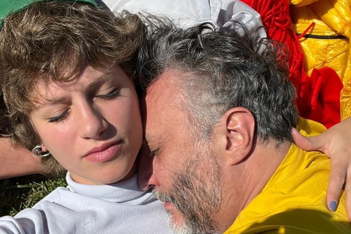 Fito Paéz y su novia, Eugenia Kolodziej, se conocieron a través de las redes sociales