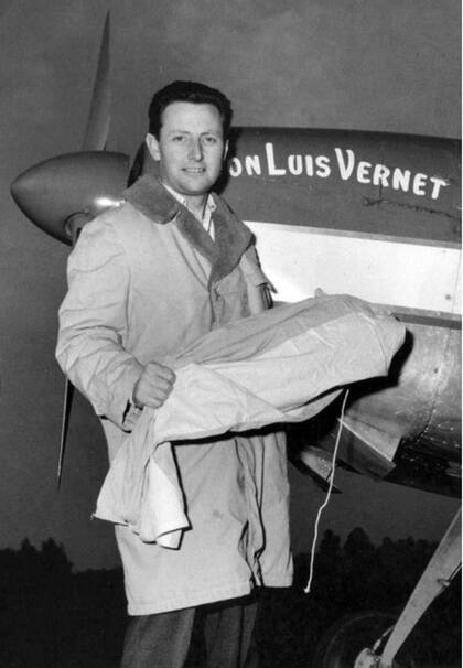 Fitzgerald despegó en el Cessna “Luis Vernet” rumbo a las Islas Malvinas.