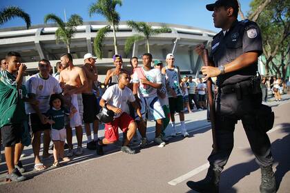Flamengo y Palmeiras chocarán en el Centenario, en una final con aires de clásico violento y rivalidad al extremo