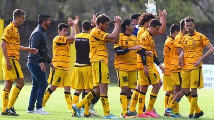 Flandria festejó en Madryn