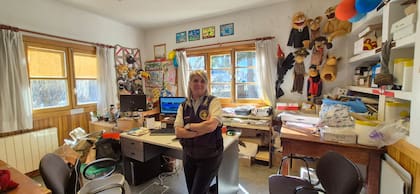 Flavia Raffo, en su oficina dentro de la Intendencia del PN Los Glaciares, El Calafate