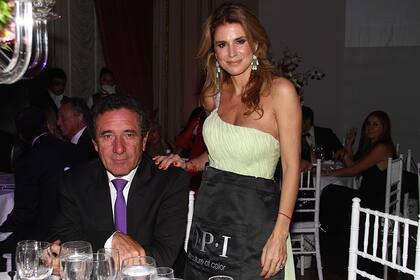 Flavia y su novio, en el gala solidaria Fundaleu