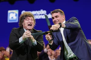 Flavio Bolsonaro responsabilizó a Lula por la crisis diplomática entre Brasil y Argentina