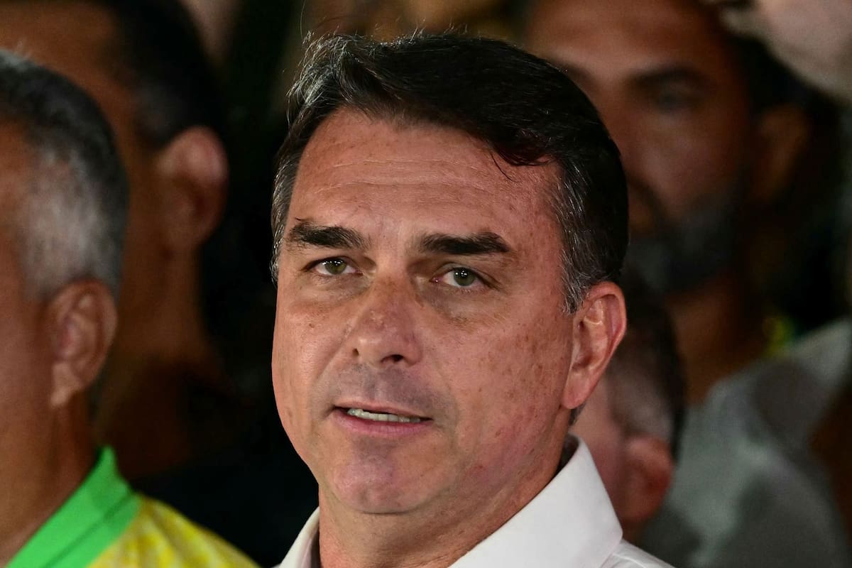 Flavio Bolsonaro reaccionó tras los resultados del balotaje