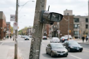Polémica por las cámaras que capturan patentes: cómo funcionan y qué datos registran en Houston