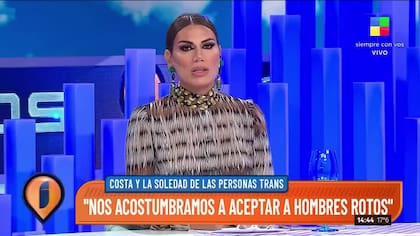 Flor de la V, asentada en su rol de conductora de Intrusos