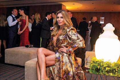 Flor de la V tendrá su ciclo en la señal, Flor de tarde, desde el 3 de abril