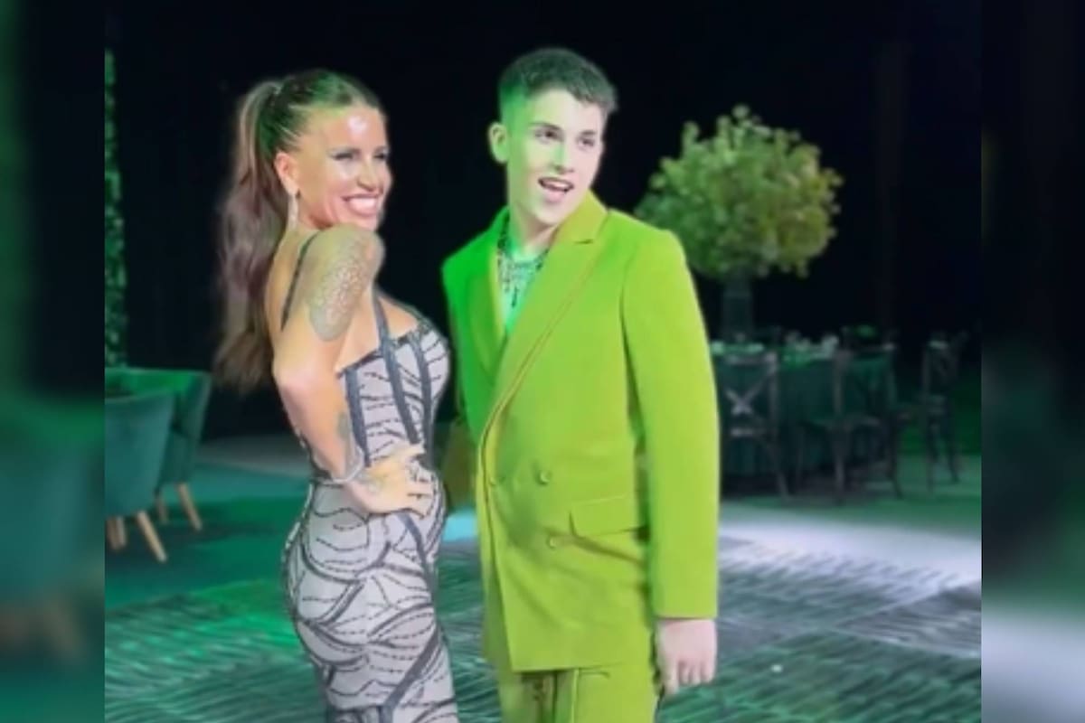 Flor Peña celebró los 15 años de su hijo, Juan (Captura video)