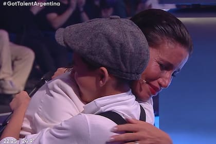 Flor Peña se emocionó hasta las lágrimas con el pequeño Tomi en Got Talent Argentina