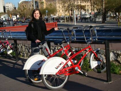 Florencia aprovechó de inmediato el sistema público de bicicletas y salió a recorrer la ciudad, en especial los barrios alejados del turismo.