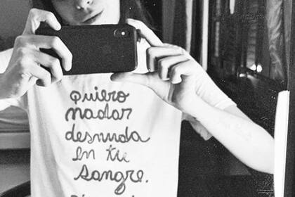 Florencia Kirchner eligió una frase de Pizarnik para dedicársela a sus amigas